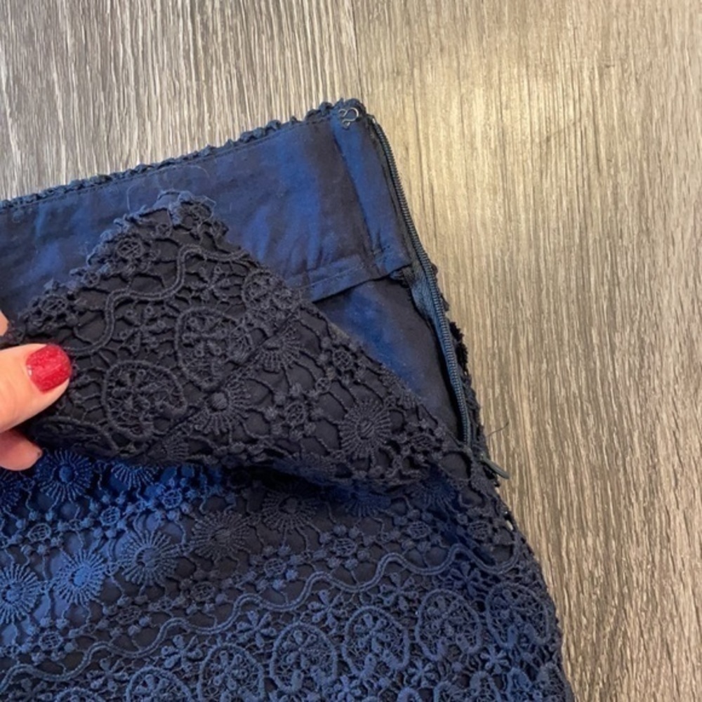 Loft Riviera Short Blue Lace​ - Picture 3 of 7